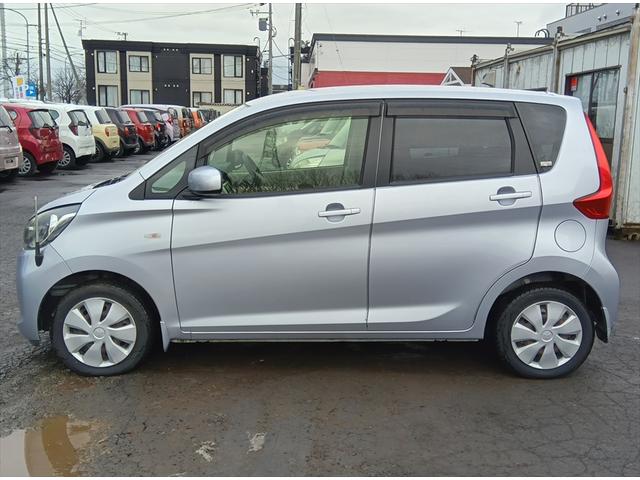 ｅＫワゴン Ｍ　４ＷＤ　純正ナビＴＶ　バックカメラ　ドライブレコーダー　アイドリングストップ　キーレス　ＣＤ　シートヒーター　ミラーヒーター　ＡＢＳ（7枚目）