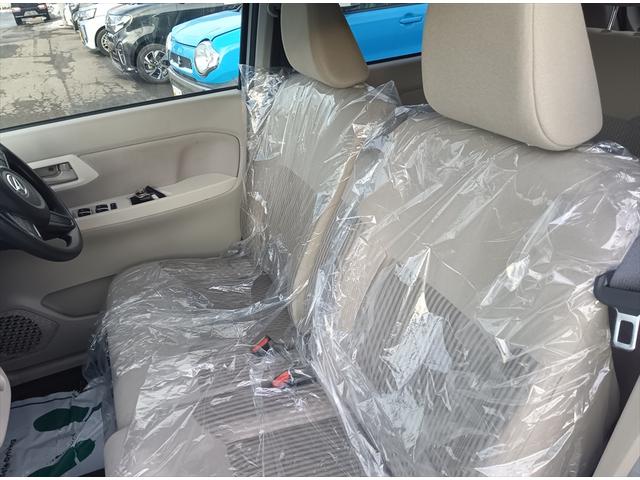 ムーヴ Ｘ　ＳＡＩＩＩ　４ＷＤ　純正エンジンスターター　スマートキー　アイドリングストップ　ＣＤ　シートヒーター　ミラーヒーター　誤発進抑制装置　横滑り防止装置　ＡＢＳ　禁煙車（11枚目）