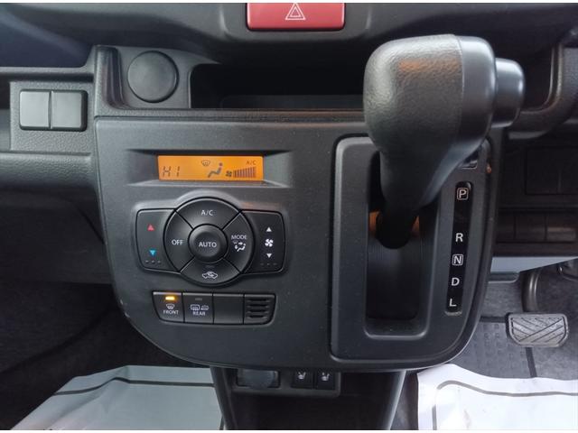 アルト Ｌ　アップグレードパッケージ装着車　４ＷＤ　純正ナビＴＶ　デュアルセンサーブレーキサポート　Ｂｌｕｅｔｏｏｔｈ　バックカメラ　ＣＤ　ＤＶＤ再生　アイドリングストップ　キーレス　ＬＥＤヘッドライト（21枚目）