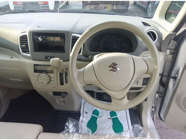 スペーシア Ｇ　４ＷＤ　スマートキー　アイドリングストップ　シートヒーター　ミラーヒーター　ＣＤ　禁煙車（19枚目）