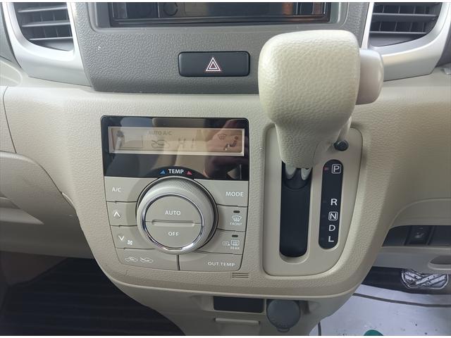 スペーシア Ｇ　４ＷＤ　スマートキー　アイドリングストップ　シートヒーター　ミラーヒーター　ＣＤ　禁煙車（21枚目）