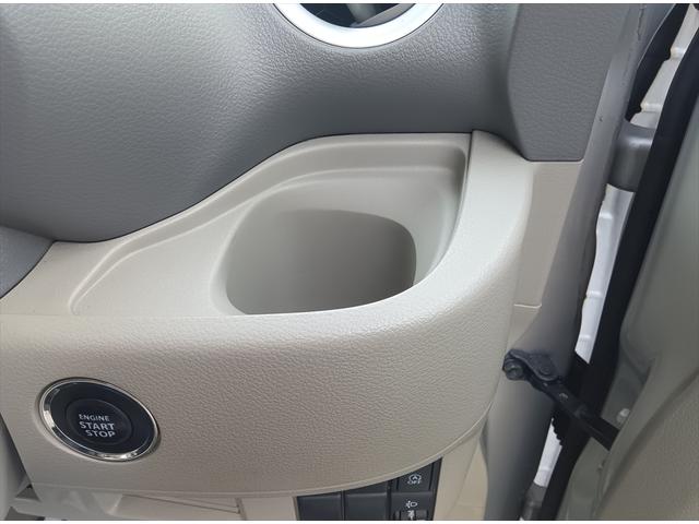 スペーシア Ｇ　４ＷＤ　スマートキー　アイドリングストップ　シートヒーター　ミラーヒーター　ＣＤ　禁煙車（28枚目）