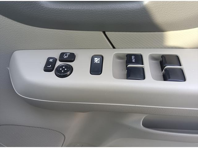 スペーシア Ｇ　４ＷＤ　スマートキー　アイドリングストップ　シートヒーター　ミラーヒーター　ＣＤ　禁煙車（30枚目）