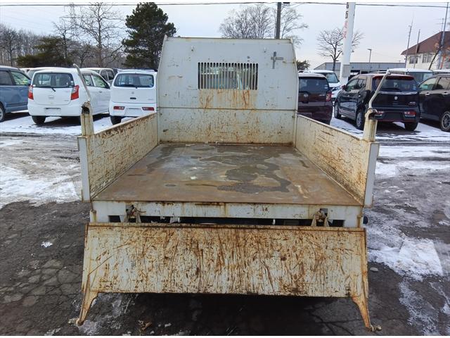 ハイゼットトラック 多目的ダンプ　４ＷＤ　エアコン　パワステ　社外アルミホイール　禁煙車（12枚目）