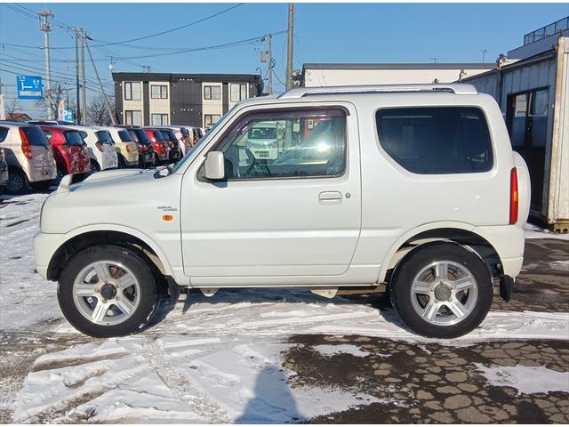 ジムニー ワイルドウインド　４ＷＤ　ＥＴＣ　シートヒーター　ミラーヒーター　純正アルミホイール　キーレス　禁煙車　ＡＢＳ（7枚目）
