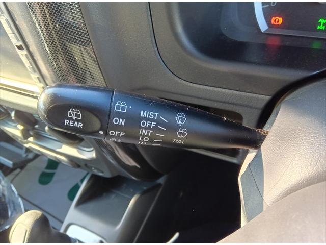 ジムニー ワイルドウインド　４ＷＤ　ＥＴＣ　シートヒーター　ミラーヒーター　純正アルミホイール　キーレス　禁煙車　ＡＢＳ（19枚目）