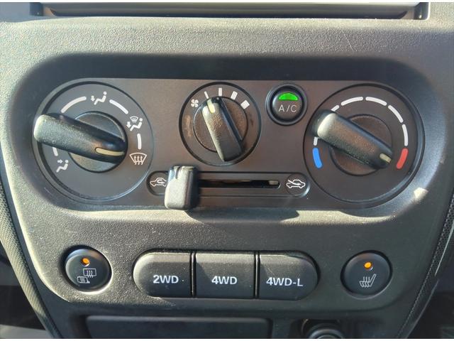 ジムニー ワイルドウインド　４ＷＤ　ＥＴＣ　シートヒーター　ミラーヒーター　純正アルミホイール　キーレス　禁煙車　ＡＢＳ（22枚目）