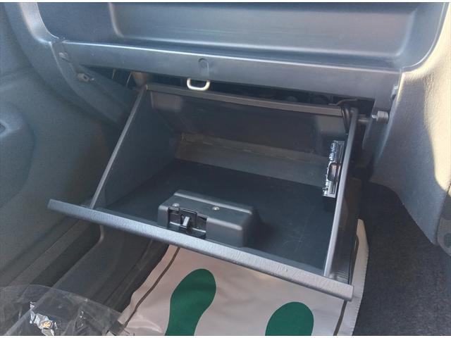 ジムニー ワイルドウインド　４ＷＤ　ＥＴＣ　シートヒーター　ミラーヒーター　純正アルミホイール　キーレス　禁煙車　ＡＢＳ（33枚目）