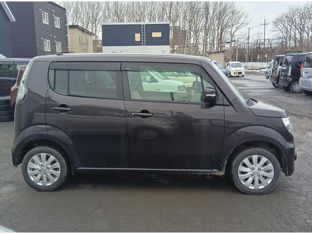 ＭＲワゴンＷｉｔ ＸＳ　社外ナビＴＶ　バックカメラ　Ｂｌｕｅｔｏｏｔｈ　スマートキー　アイドリングストップ　ＥＴＣ　ＣＤ　ＤＶＤ再生　シートヒーター　ミラーヒーター　ＨＩＤヘッドライト　純正アルミホイール（3枚目）