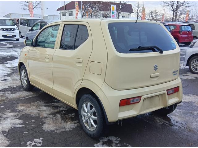 アルト Ｓ　４ＷＤ　アイドリングストップ　キーレス　ＣＤ　横滑り防止装置　シートヒーター　ミラーヒーター　社外アルミホイール　ワンオーナー　ＡＢＳ　電動格納ミラー（6枚目）