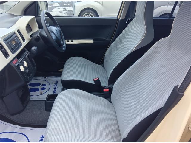 アルト Ｓ　４ＷＤ　アイドリングストップ　キーレス　ＣＤ　横滑り防止装置　シートヒーター　ミラーヒーター　社外アルミホイール　ワンオーナー　ＡＢＳ　電動格納ミラー（11枚目）