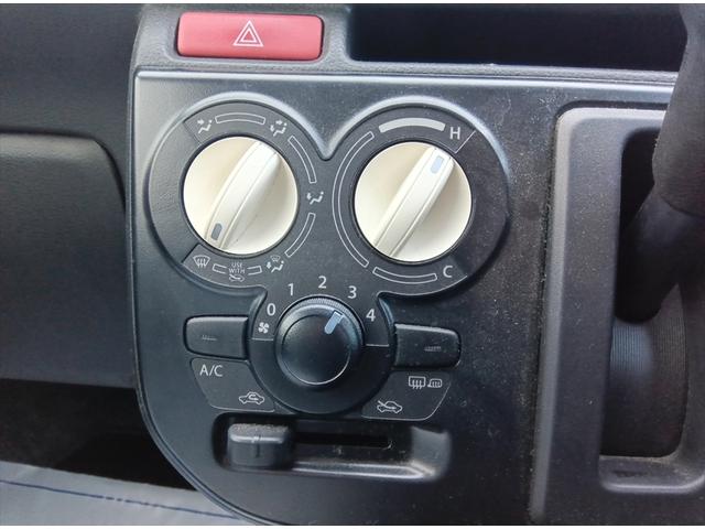 アルト Ｓ　４ＷＤ　アイドリングストップ　キーレス　ＣＤ　横滑り防止装置　シートヒーター　ミラーヒーター　社外アルミホイール　ワンオーナー　ＡＢＳ　電動格納ミラー（16枚目）