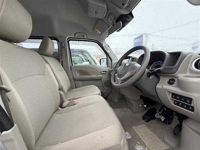 エブリイワゴン ＰＺターボスペシャル　両側パワ－スライドドア　キーレススタートシステム　ＥＳＣ　パートタイム４ＷＤ　ナビ・ＴＶ　フルオートエアコン　プッシュスタートスマートキー　盗難防止システム　ＡＢＳ　アルミホイール　パワーステアリング（8枚目）