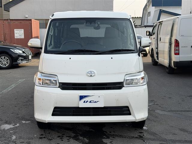タウンエースバン GL 寒冷地 エアバッグ 切替4WD パワーステアリング 助手席エアバック 横滑り防止機能 ABS マニュアルエアコン ワイヤレスキー LEDヘッドランプ 前席パワーウィンドウ アイスト(2枚目)