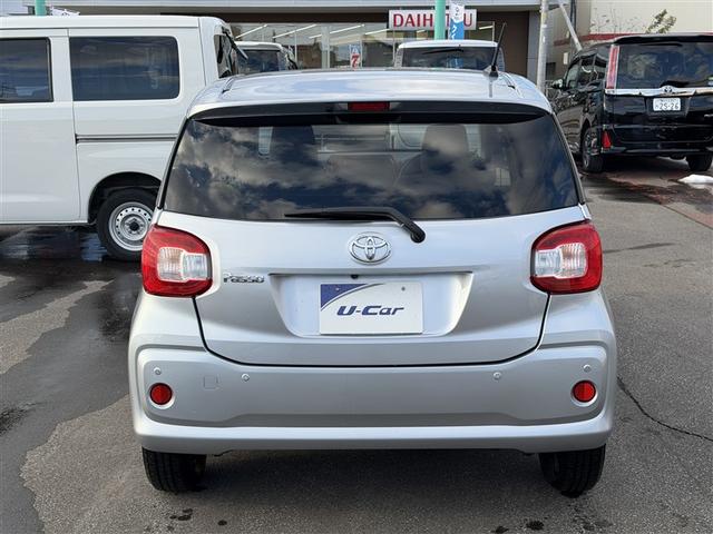 パッソ Ｘ　ＬパッケージＳ　ナビ　盗難防止システム　ＡＢＳ　スマートキー　キーレスエントリー　ＤＶＤ再生　寒冷地仕様　ＥＴＣ　バックカメラ　横滑り防止機能　ベンチシート　アイドリングストップ　４ＷＤ　衝突軽減ブレーキ　エアバッグ（6枚目）