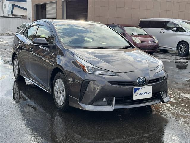 プリウス S 衝突軽減 4wd エアコン LEDヘッドライト クルコン 寒冷地仕様 盗難防止システム パワーステアリング AC100V カーテンエアバック ワンオーナー ABS エアバッグ スマートキー 横滑り防止(3枚目)