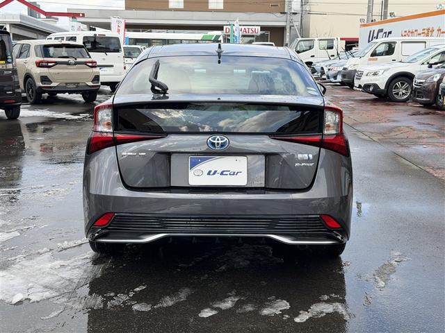 プリウス S 衝突軽減 4wd エアコン LEDヘッドライト クルコン 寒冷地仕様 盗難防止システム パワーステアリング AC100V カーテンエアバック ワンオーナー ABS エアバッグ スマートキー 横滑り防止(6枚目)