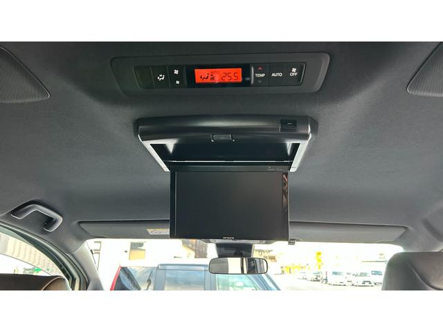 ノア Ｓｉ　ダブルバイビー　トヨタセーフティーセンス　ＬＥＤヘッドライト　社外フルセグナビ　バックモニター　後席モニター　ＥＴＣ　クルーズコントロール　スマートキー＆純正エンジンスターター　両側電動スライドドア（31枚目）