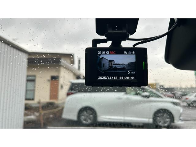 パッソ Ｘ　スマートアシスト３　純正ワンセグナビ　バックガイドモニター　運転席シートヒーター　スマートキー　ＶＳＣ　ＴＣＲ　４ＷＤ　ＥＴＣ　ベンチシート　アイドリングストップ　オートマチックハイビーム　ＣＤ（24枚目）