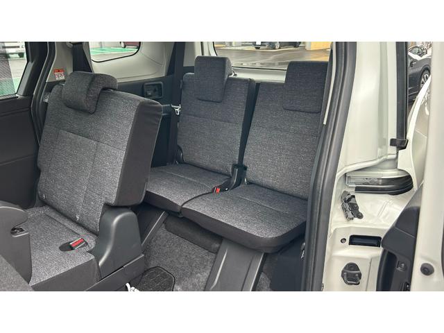 シエンタ ハイブリッドZ トヨタセーフティーセンス LEDヘッドライト DAフルセグナビ パノラミックビューモニター ETC クルコン 1500Wコンセント 両側電動スライドドア ドライブレコーダー スマートキー 寒冷地(15枚目)