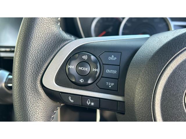 ルーミー カスタムＧ　衝突回避スマートアシスト　ＬＥＤヘッドライト　純正フルセグナビ　バックガイドモニター　スマートキー　エンジンスターター　ＥＴＣ夏冬アルミホイール　ワンオーナー車（18枚目）