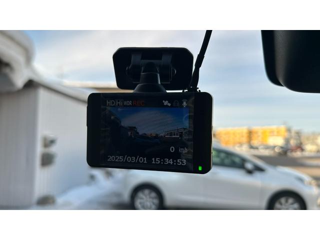 ルーミー カスタムＧ　衝突回避スマートアシスト　ＬＥＤヘッドライト　純正フルセグナビ　バックガイドモニター　スマートキー　エンジンスターター　ＥＴＣ夏冬アルミホイール　ワンオーナー車（30枚目）