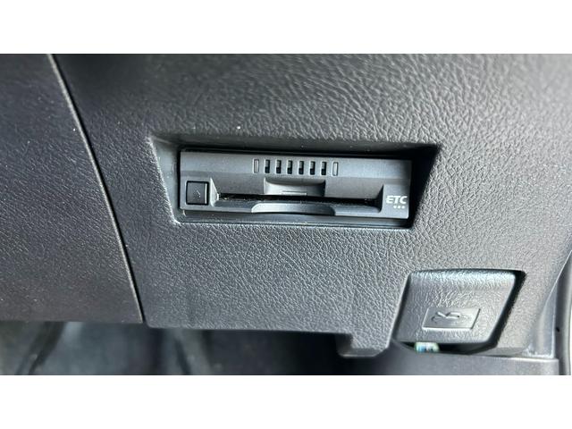 カローラフィールダー ＥＸ　トヨタセーフティーセンス　純正ＣＤチューナー　トラクションコントロール　横滑り防止　スマートキー　ＥＴＣ（19枚目）