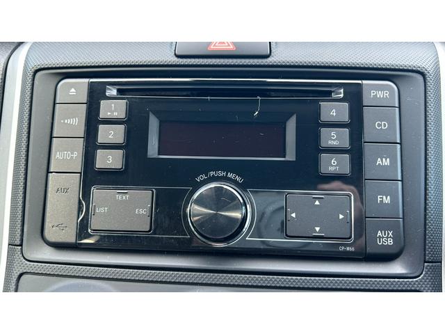 カローラフィールダー ＥＸ　トヨタセーフティーセンス　純正ＣＤチューナー　トラクションコントロール　横滑り防止　スマートキー　ＥＴＣ（20枚目）