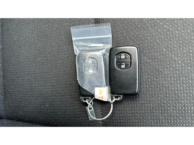 カローラフィールダー ＥＸ　トヨタセーフティーセンス　純正ＣＤチューナー　トラクションコントロール　横滑り防止　スマートキー　ＥＴＣ（24枚目）