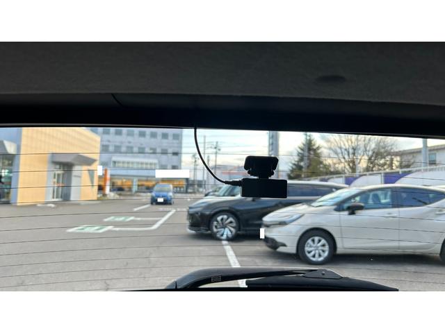 カローラフィールダー ＥＸ　トヨタセーフティーセンス　純正ＣＤチューナー　トラクションコントロール　横滑り防止　スマートキー　ＥＴＣ（27枚目）