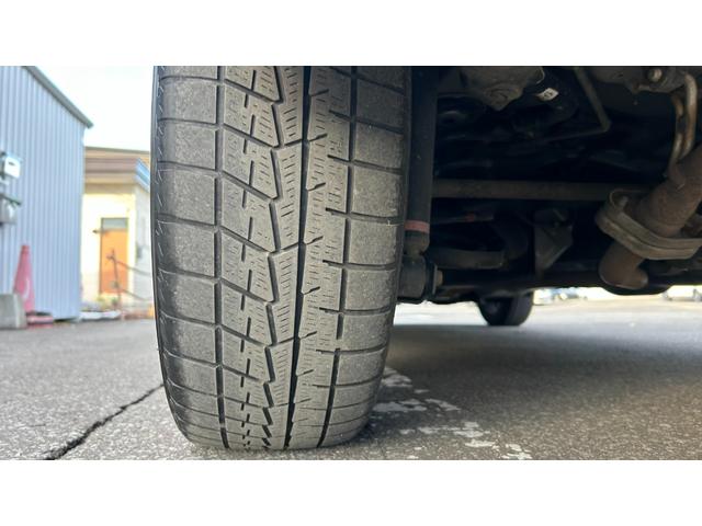 カローラフィールダー ＥＸ　トヨタセーフティーセンス　純正ＣＤチューナー　トラクションコントロール　横滑り防止　スマートキー　ＥＴＣ（29枚目）