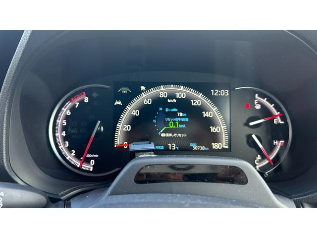 ヴォクシー Ｓ－Ｚ　トヨタセーフティーセンス　ＤＡフルセグナビ　パノラミックビューモニター　ＨＤＭＩ端子　１４型有機ＥＬ後席モニター　デジタルインナーミラー　アドバンストパーク　運転席・助手席シートヒーター付き（36枚目）