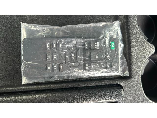 ヴォクシー Ｓ－Ｚ　トヨタセーフティーセンス　ＤＡフルセグナビ　パノラミックビューモニター　ＨＤＭＩ端子　１４型有機ＥＬ後席モニター　デジタルインナーミラー　アドバンストパーク　運転席・助手席シートヒーター付き（43枚目）