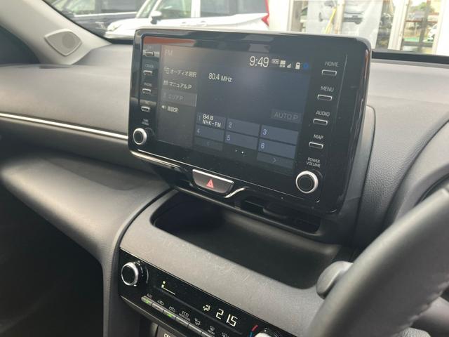 ヤリスクロス Ｇ　サイドバイザー　ＴＳＳ　ディスプレイオーディオ　バックカメラ　ベージュ×ブラックツートンカラー　４ＷＤ（7枚目）