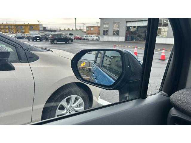 シエンタ ハイブリッドZ TSS DAフルセグナビ パノラミックビューモニター 運手席・助手席シートヒーター ハンドルヒーター ETC クルーズコントロール 1500Wコンセント アドバンストパーク 両側電動スライドドア(44枚目)