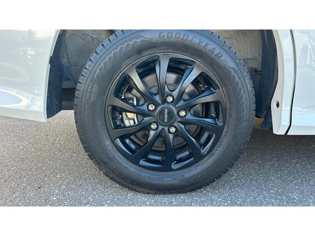 ヴォクシー ＺＳ　煌ＩＩＩ　トヨタセーフティーセンス　ＬＥＤヘッドライト　社外フルセグナビ　バックモニター　後席モニター　スマートキー＆純正エンジンスターター　クルーズコントロール（35枚目）