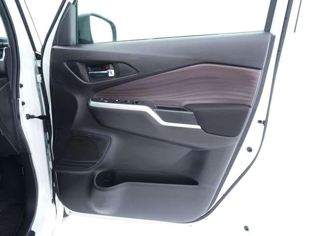 デリカD:2 カスタムハイブリッドMV 全方位カメラパッケージ ナビ マルチアラウンドモニター 両側電動スライドドア ETC 夏冬タイヤセット有 ヘッドアップディスプレイ シートヒーター(30枚目)