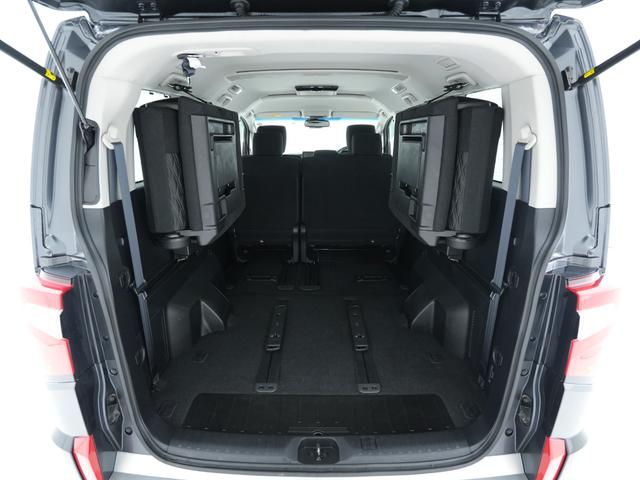 デリカD:5 P 純正10.1型ナビ マルチアラウンドモニター 後席モニター 両側電動スライドドア 電動サイドステップ 純正エンジンスターター 夏冬タイヤセット 後席カーテン(11枚目)