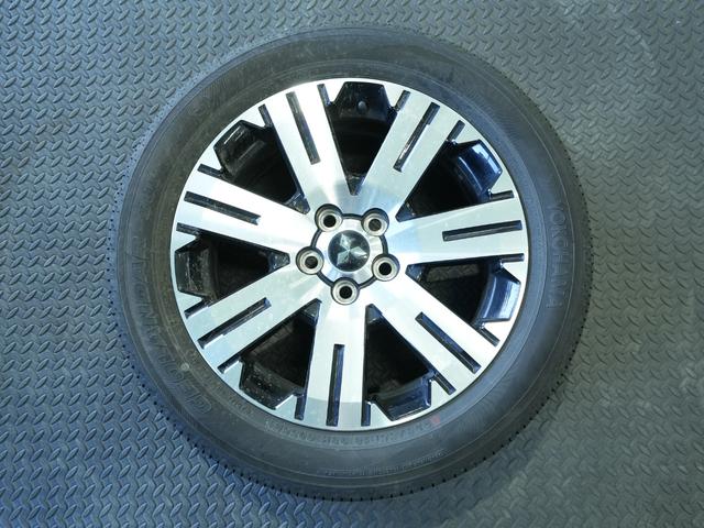 デリカD:5 P 純正10.1型ナビ マルチアラウンドモニター 後席モニター 両側電動スライドドア 電動サイドステップ 純正エンジンスターター 夏冬タイヤセット 後席カーテン(17枚目)