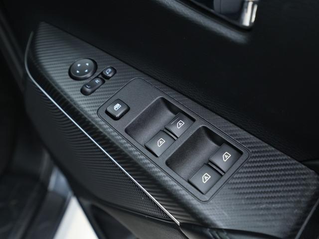 デリカD:5 P 純正10.1型ナビ マルチアラウンドモニター 後席モニター 両側電動スライドドア 電動サイドステップ 純正エンジンスターター 夏冬タイヤセット 後席カーテン(39枚目)