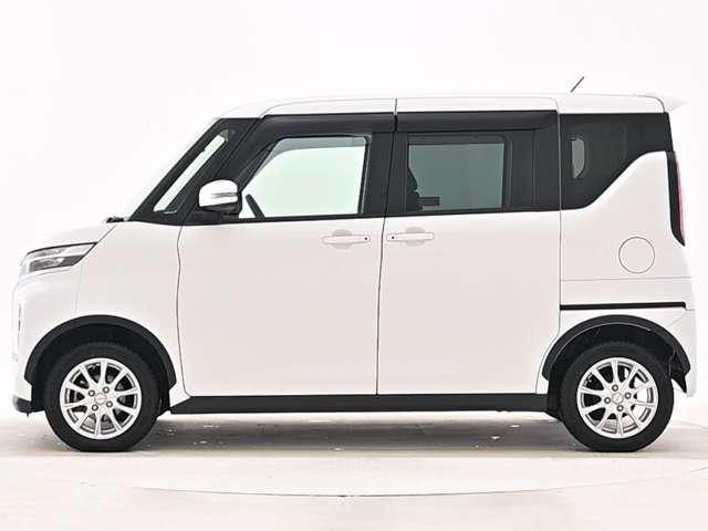 ｅＫクロススペース Ｇ　プラスエディション　ナビ　マルチアラウンドモニター　ドライブレコーダー　純正エンジンスターター　両側電動スライドドア（3枚目）