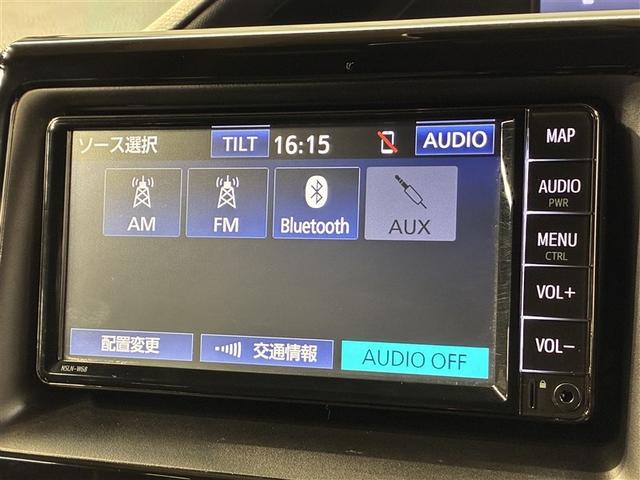 ノア Ｇ　４ＷＤ　メモリーナビ　バックカメラ　衝突被害軽減システム　ＥＴＣ　両側電動スライド　ＬＥＤヘッドランプ　ウオークスルー　乗車定員８人　３列シート　アイドリングストップ（16枚目）