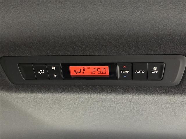 ノア Ｇ　４ＷＤ　メモリーナビ　バックカメラ　衝突被害軽減システム　ＥＴＣ　両側電動スライド　ＬＥＤヘッドランプ　ウオークスルー　乗車定員８人　３列シート　アイドリングストップ（18枚目）