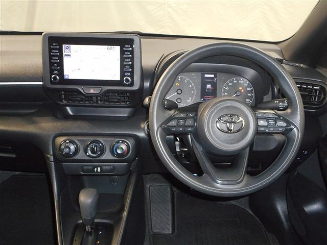 ヤリス Ｘ　４ＷＤ　メモリーナビ　ミュージックプレイヤー接続可　バックカメラ　衝突被害軽減システム　ＥＴＣ（11枚目）