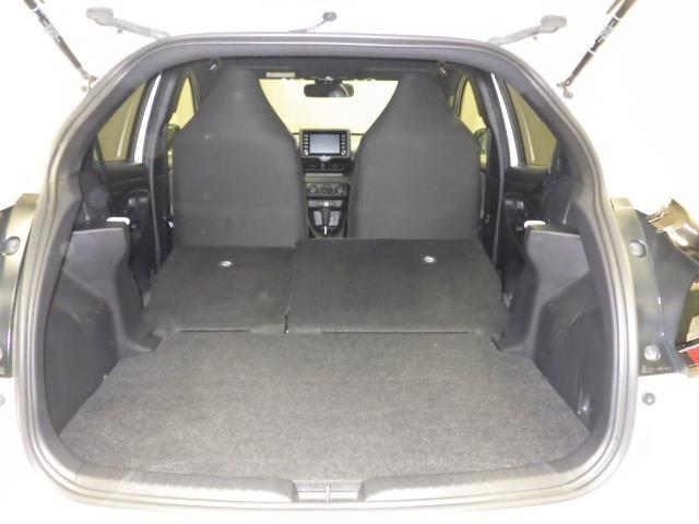 ヤリス Ｘ　４ＷＤ　メモリーナビ　バックカメラ　衝突被害軽減システム　ＥＴＣ（25枚目）