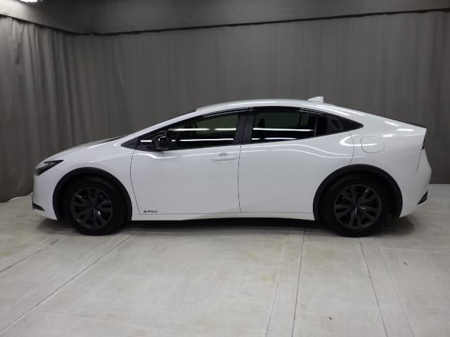 プリウス Ｘ　４ＷＤ　衝突被害軽減システム（2枚目）