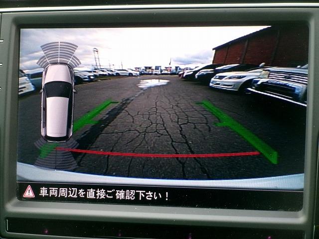 ゴルフＲ ベースグレード　４ＷＤ　６速マニュアル車　パークパイロット　シートヒーター　ディスプレイオーディオ　バックカメラ　ドラレコ　本革＆パワーシート　エンジンスターター　Ｒ仕様シート　純正アルミ　スペアキー（18枚目）