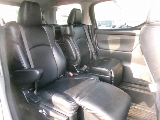 ヴェルファイア ２．５Ｚ　Ａエディション　４ＷＤ　ナビ＆フルセグＴＶ＆Ｂｌｕｅｔｏｏｔｈオーディオ　ワイパーデアイサー　オットマンシート　ミュージックサーバー　フリップダウンモニター　レーダー　ＥＴＣ（8枚目）