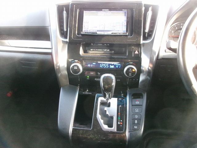 ヴェルファイア ２．５Ｚ　Ａエディション　４ＷＤ　ナビ＆フルセグＴＶ＆Ｂｌｕｅｔｏｏｔｈオーディオ　ワイパーデアイサー　オットマンシート　ミュージックサーバー　フリップダウンモニター　レーダー　ＥＴＣ（15枚目）