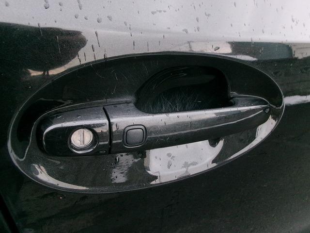 パッソ Ｘ　Ｌパッケージ　４ＷＤ　ナビ＆ＴＶ＆Ｂｌｕｅｔｏｏｔｈオーディオ＆バックカメラ　ワイパーデアイサー　障害物センサー　　キーフリーシステム　エンジンスターター　バイザー（21枚目）